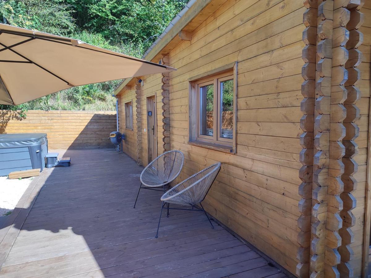 Le Chalet jacuzzi et Détente 4 Étoiles Bagnères-de-Bigorre Exterior foto